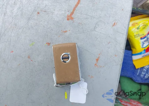 2017 Volvo S90 T6 Inscription from USA, damaged, VIN YV1A22ML6H1005914